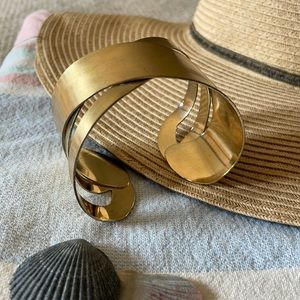 Gold banded bracelet